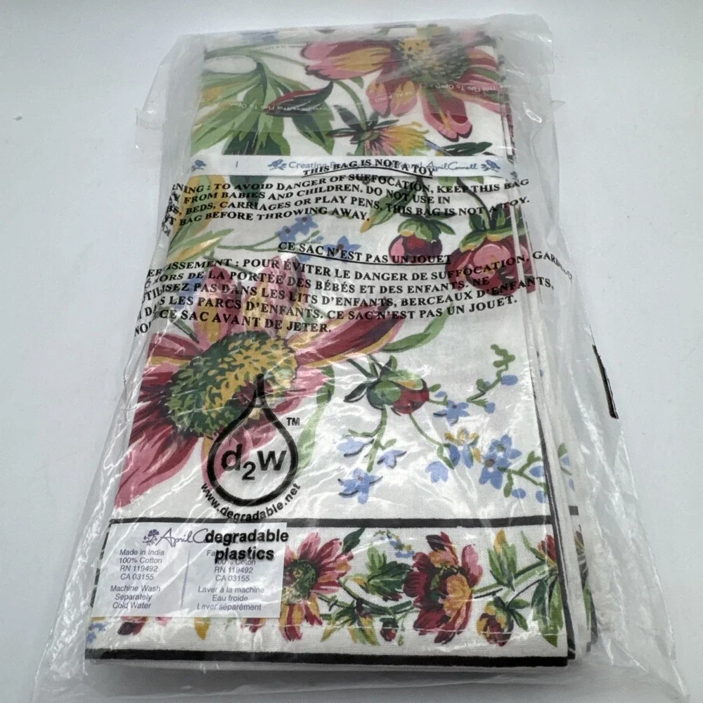 April Cornell Cloth Napkin Set 4 Friendship Dahlia New Ivory Cream Floral Fabric